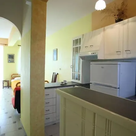 Apartman Nefeli Vaszilikí