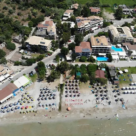 Nefeli アパート *