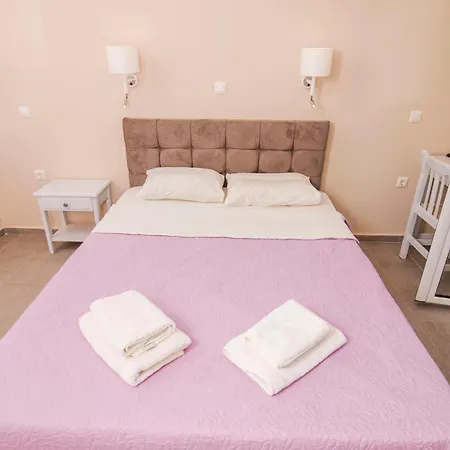 Nefeli アパート *