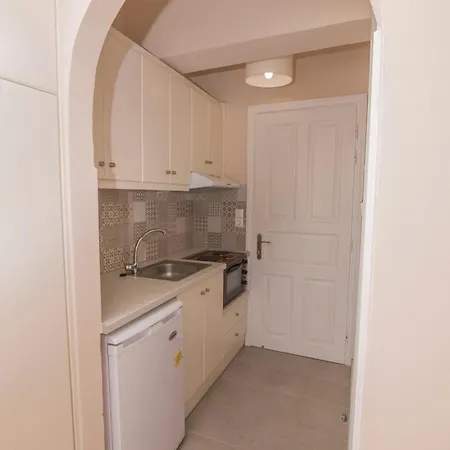 Nefeli Daire Vasiliki