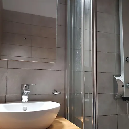 Nefeli アパート ヴァシリキ