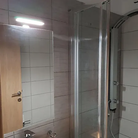 アパート Nefeli ヴァシリキ