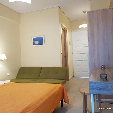 アパート Nefeli