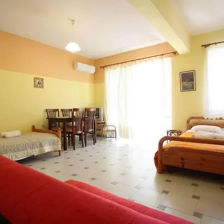 Nefeli * Vasiliki (Lefkada)