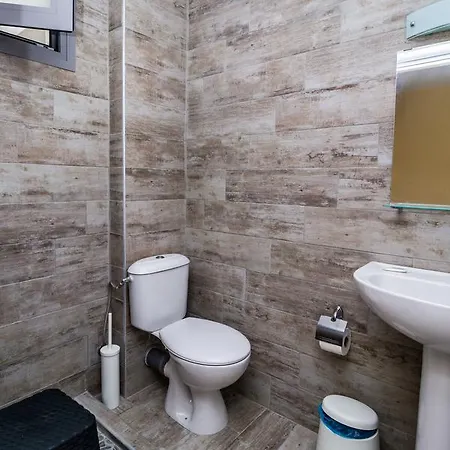 Nefeli Apartment *